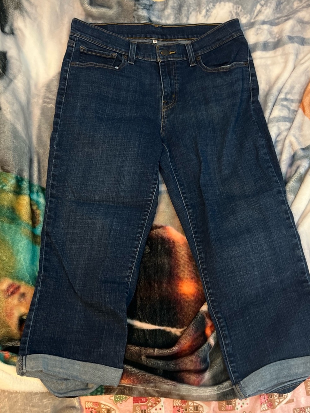 Levi's Dark Blue Cropped Women's Jeans